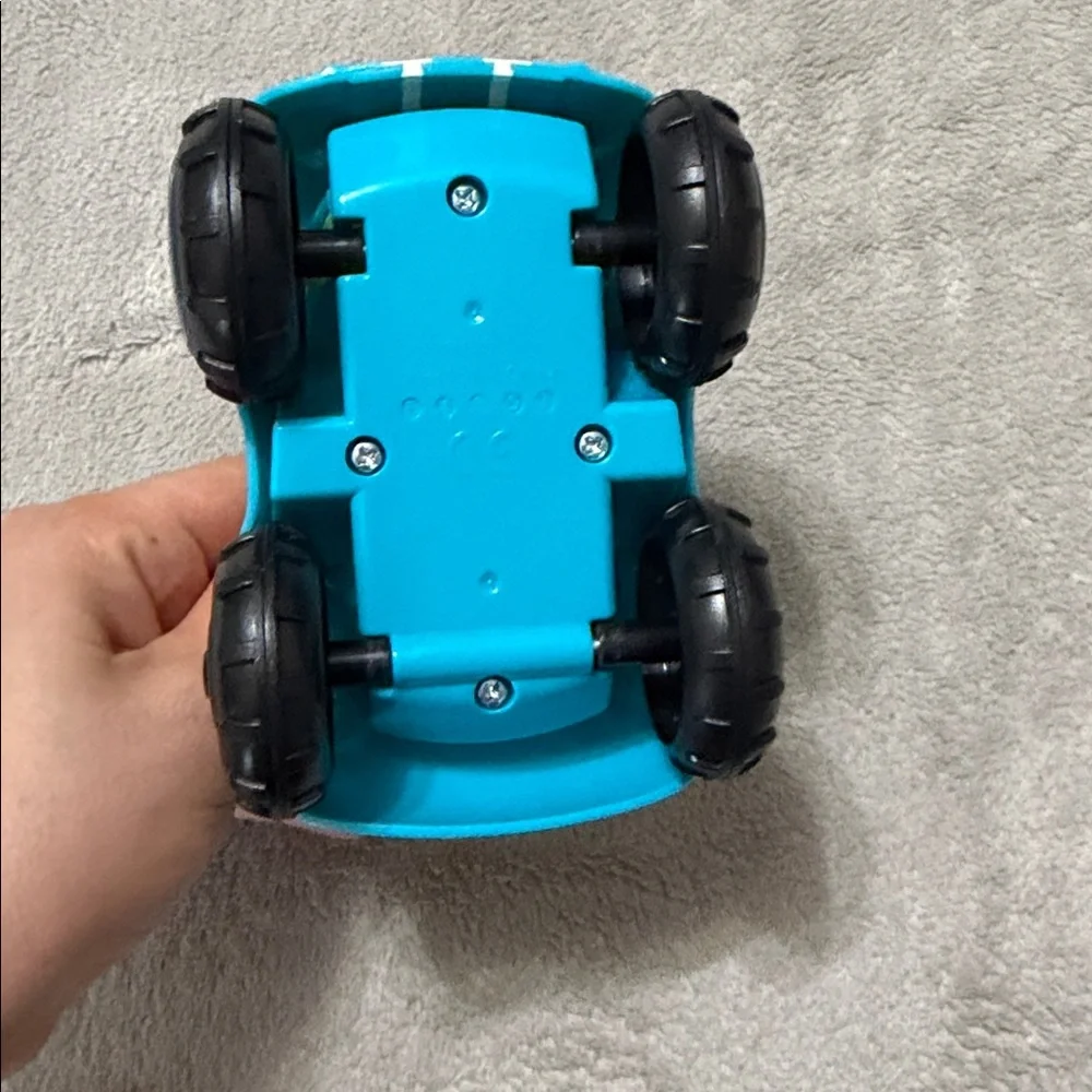 Rattle & Roll Toy Car - Blue and Green new